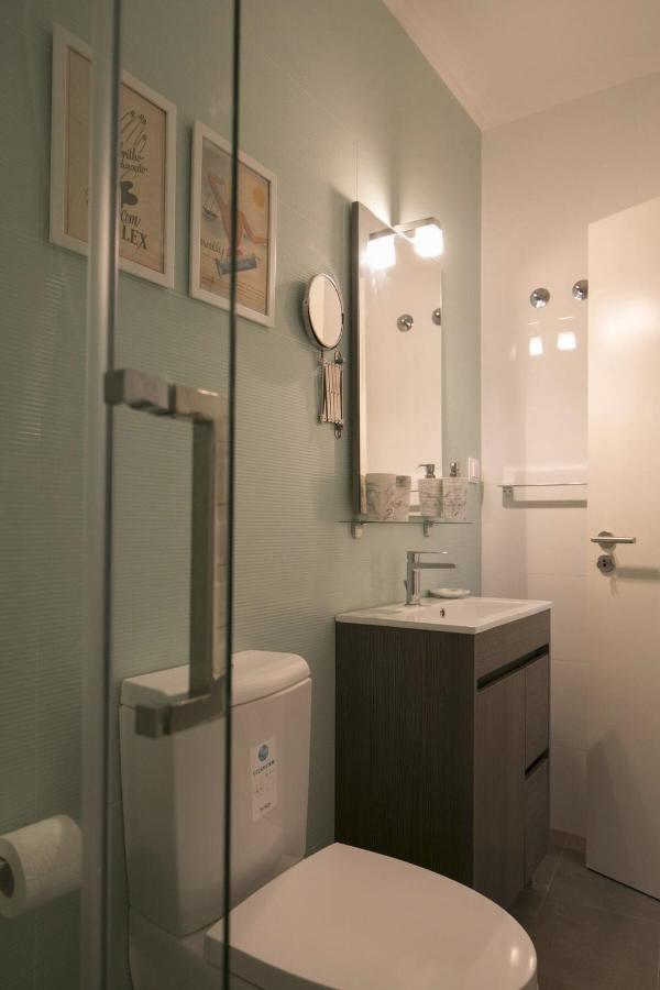 Central Turquoise Studio Apartment Lisbon Bagian luar foto